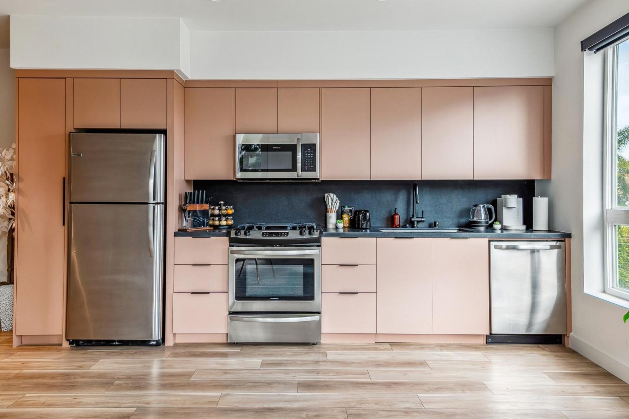 2br Luxury In Culver City, Free Parking, Pool, Gym Appartement *